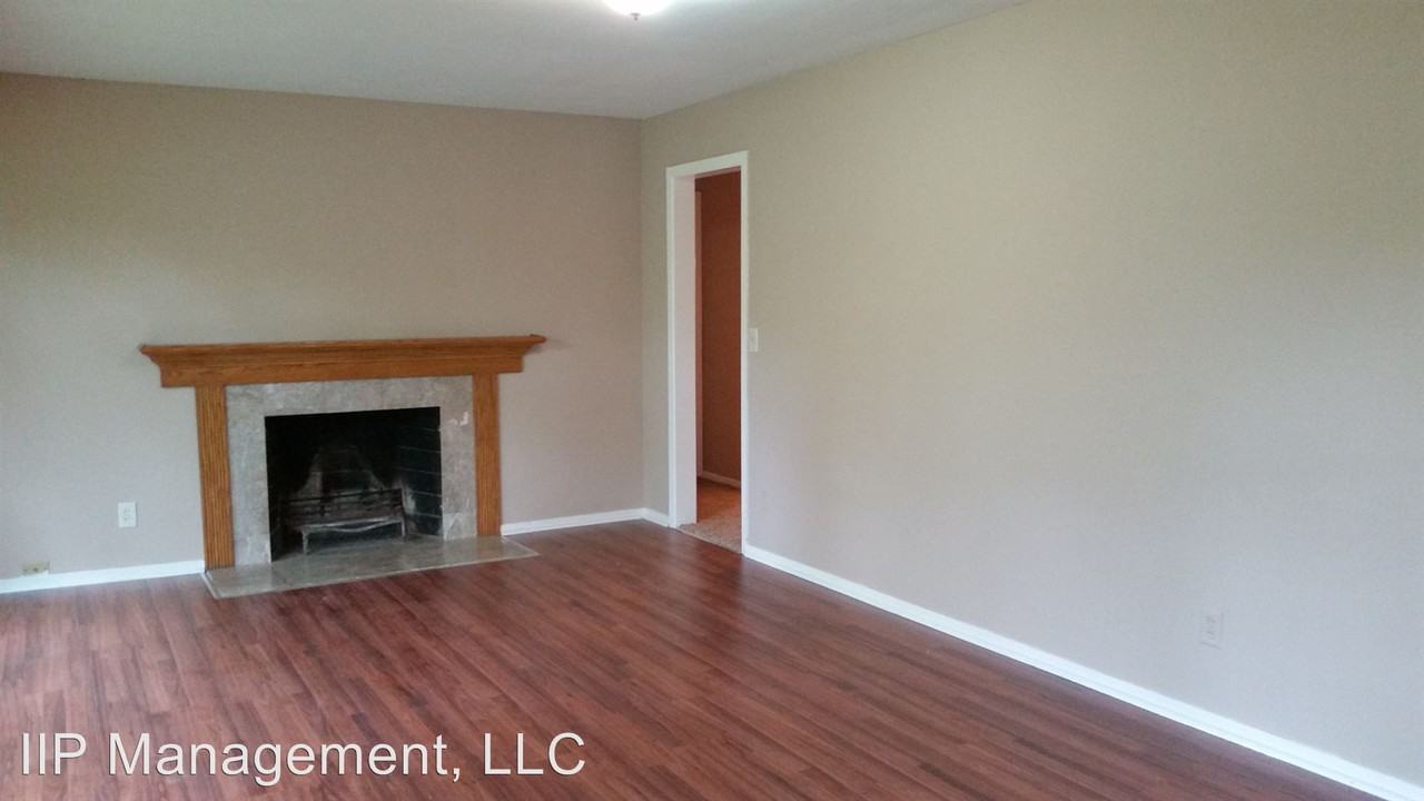 8651 Lindbergh Blvd - Photo 3 of 27