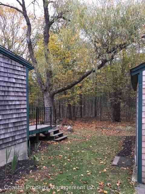 414 Commercial St - Photo 3 of 17