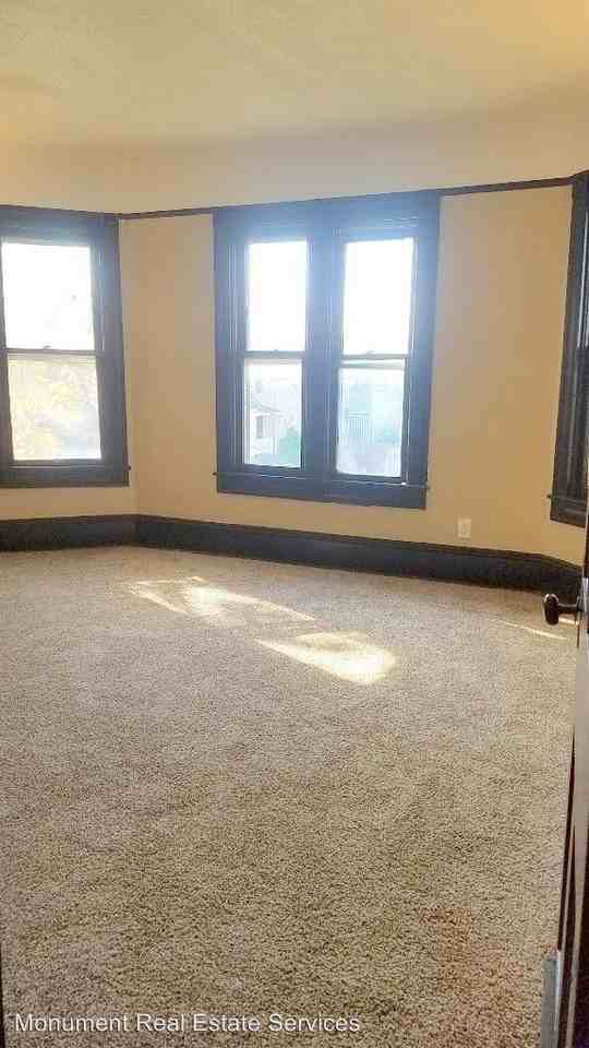 2059 W 98th - Photo 3 of 6