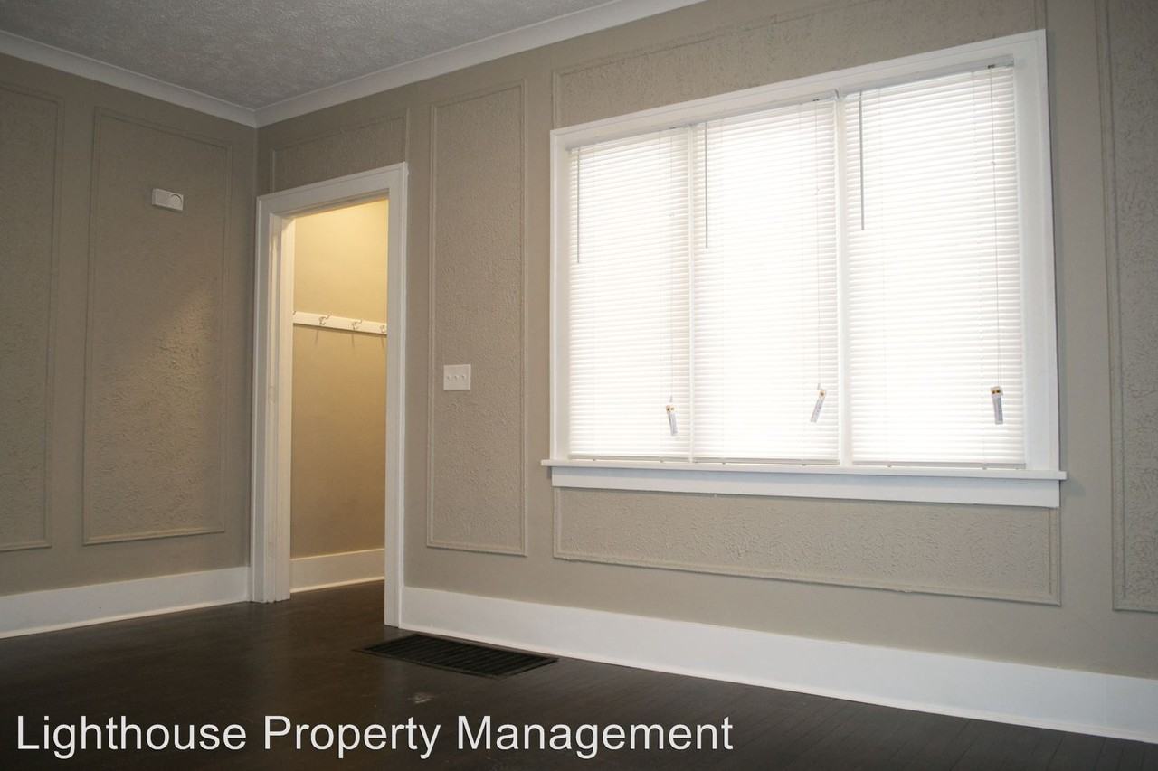 950 Prince Street SE - Photo 3 of 27