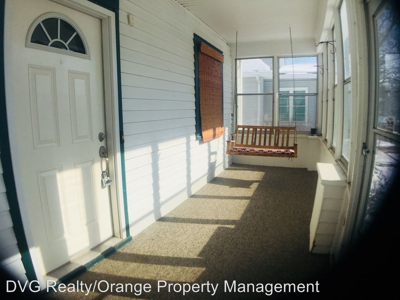 706 Hickory St - Photo 2 of 21