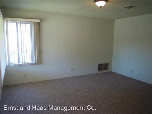 1110 E Silva St - Photo 3 of 30