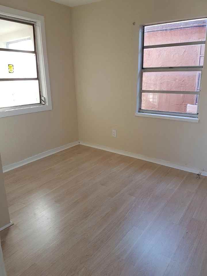 2602 E 29th Ave - Photo 2 of 4