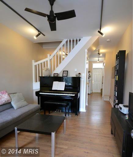 2215 Boyer St - Photo 2 of 6