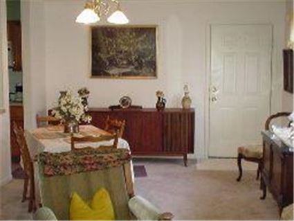 220 Orchard Park #220 - Photo 3 of 7