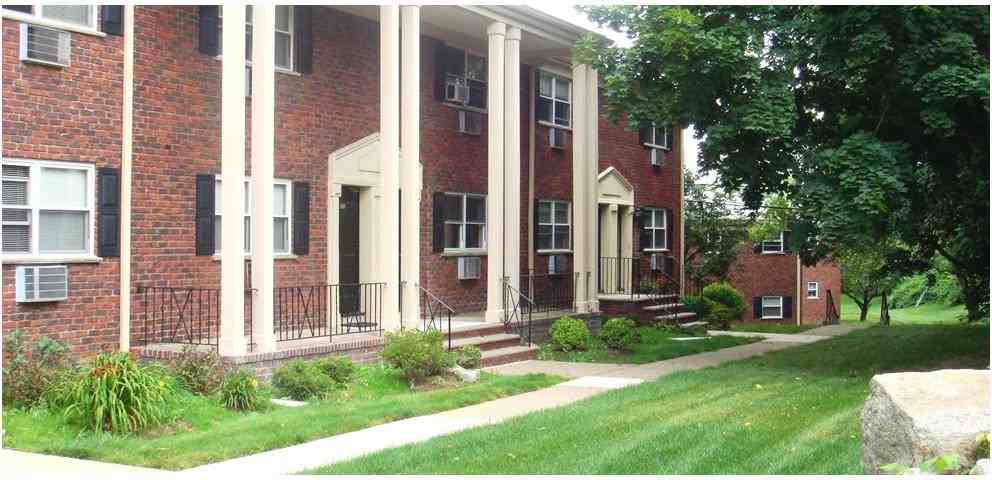 Parsippany Gardens - Photo 2 of 20