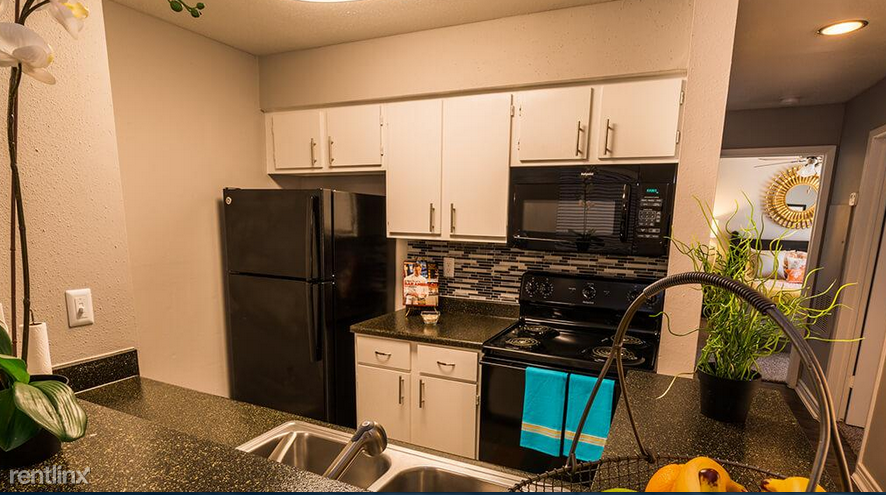 Vantage Way - Photo 2 of 14