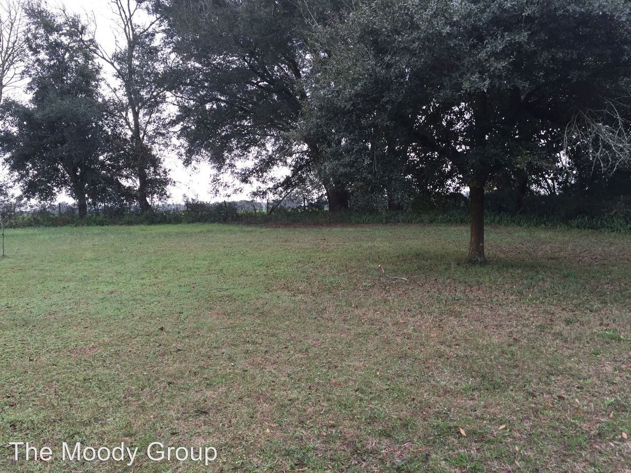 11900 Cindy Ln - Photo 3 of 15