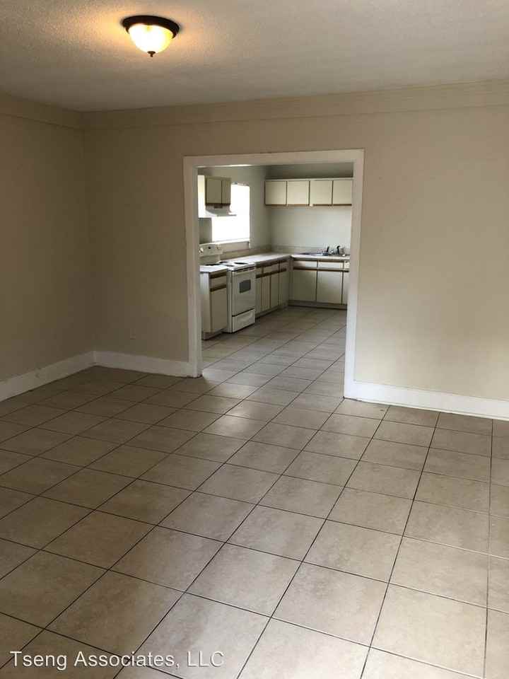 3515 N 23rd St - Photo 2 of 13