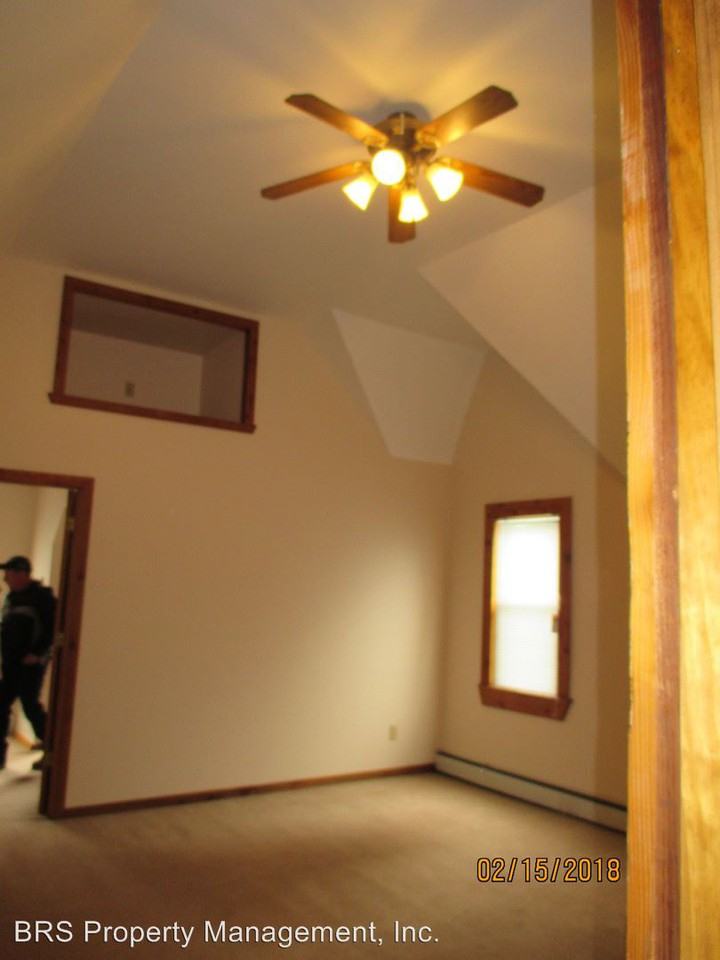 10580 Metcalf Rd - Photo 2 of 8