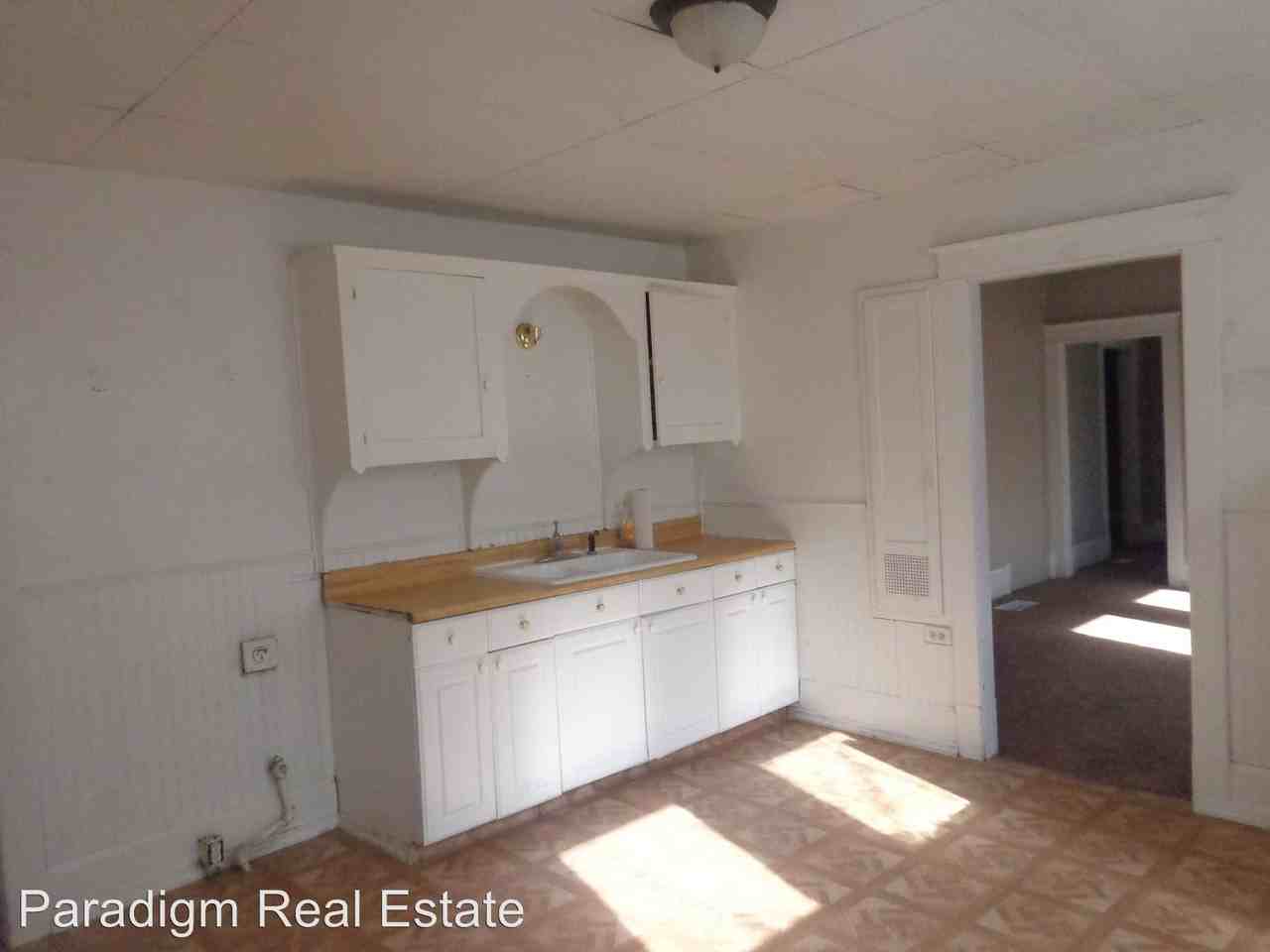 2815 Grant Ave - Photo 2 of 15