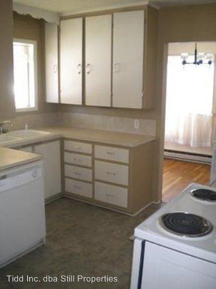 206 Chapel St - Photo 3 of 10