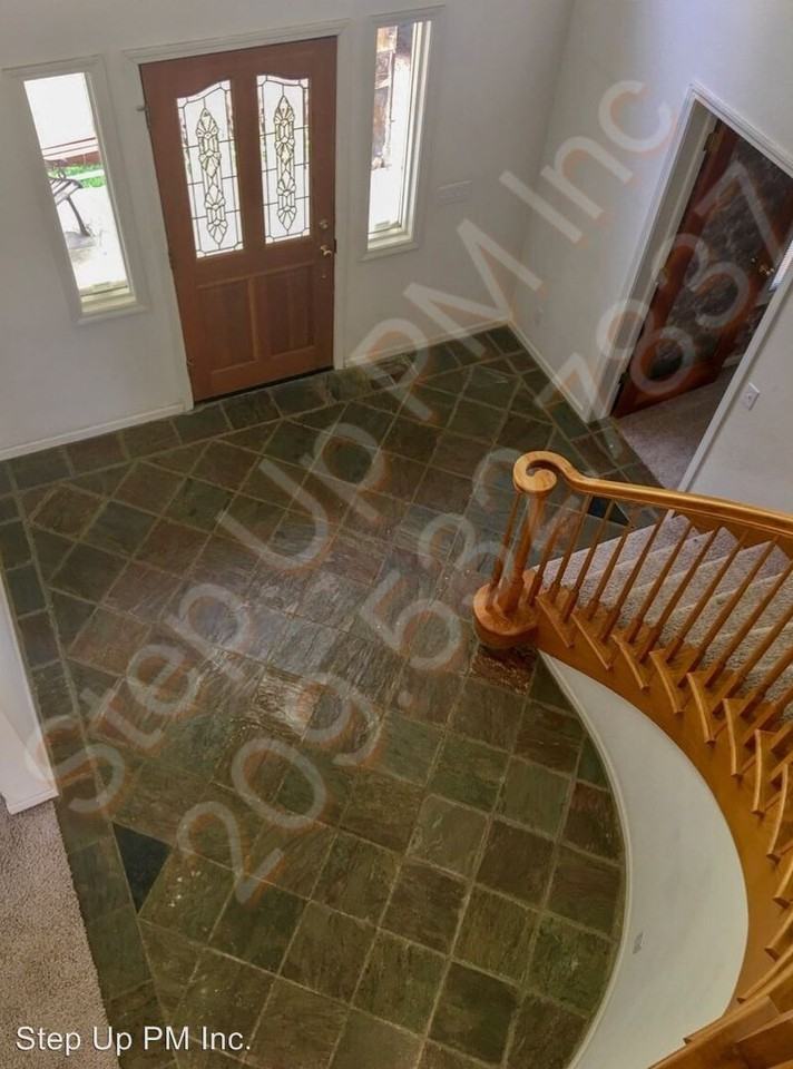 22435 Conte Ct - Photo 3 of 23