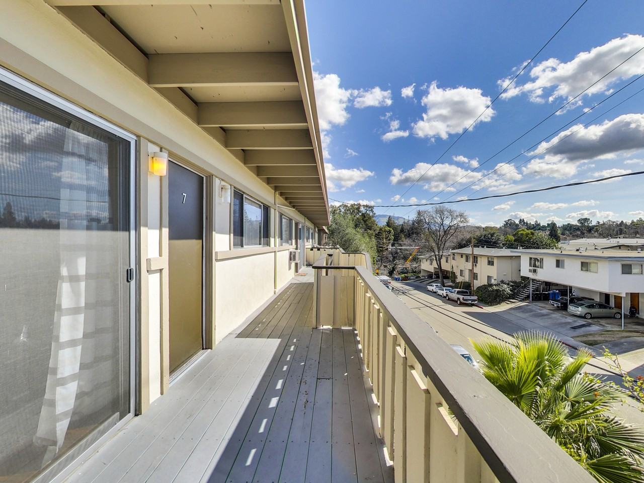 Lincoln Terrace - Photo 3 of 28