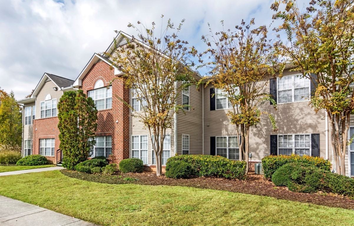 The Parkton - Photo 2 of 20