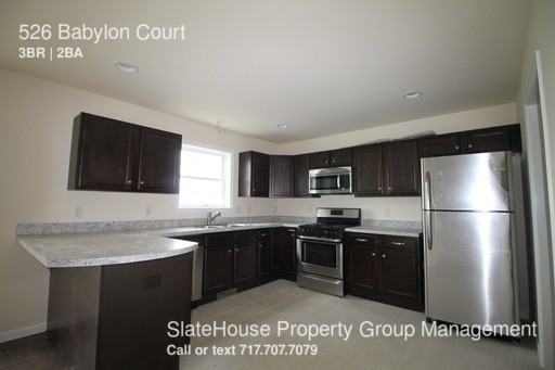 26 Utley Place #526BABYLON - Photo 2 of 13