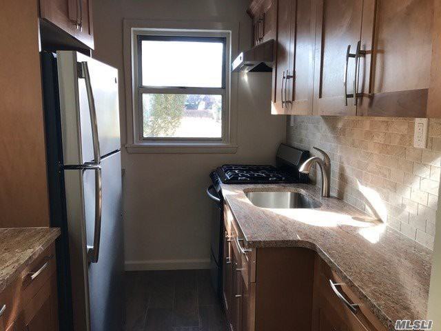 3407 Ocean Ave - Photo 2 of 10