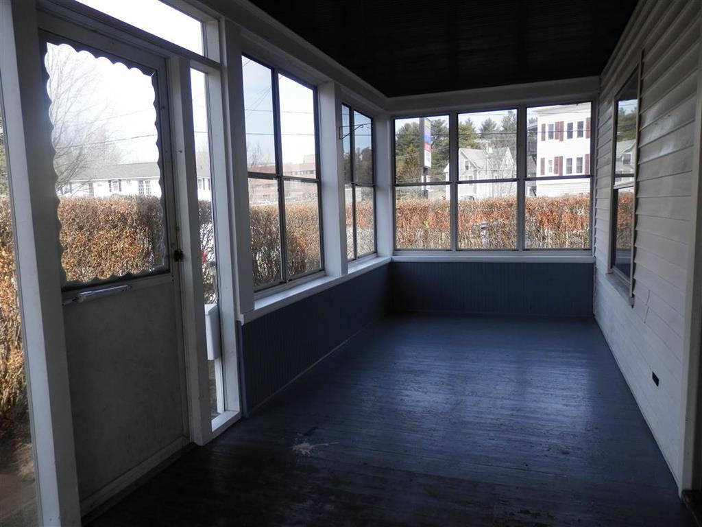 57 Woodman Ave - Photo 2 of 11