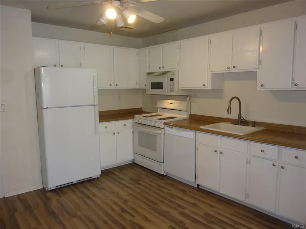 109 Country Club Ln - Photo 3 of 7