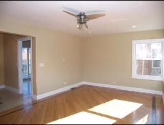 9741 S Ellis Ave - Photo 2 of 9