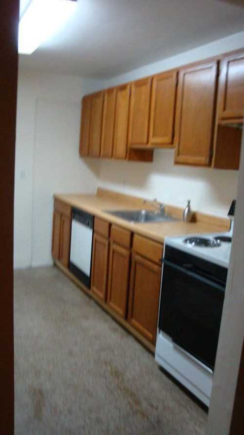 1980 NE 5th St - Photo 2 of 4