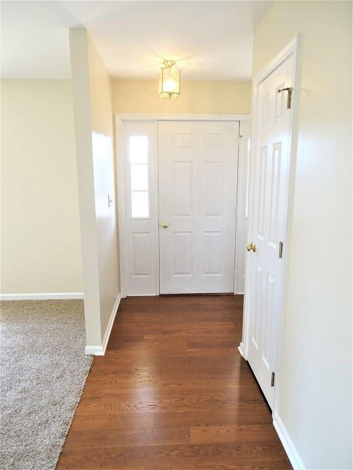 1014 Glenview Dr - Photo 2 of 23