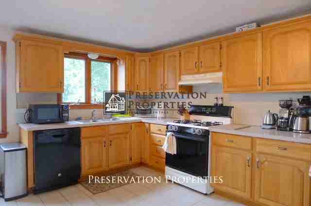 68 West Street - Photo 3 of 8