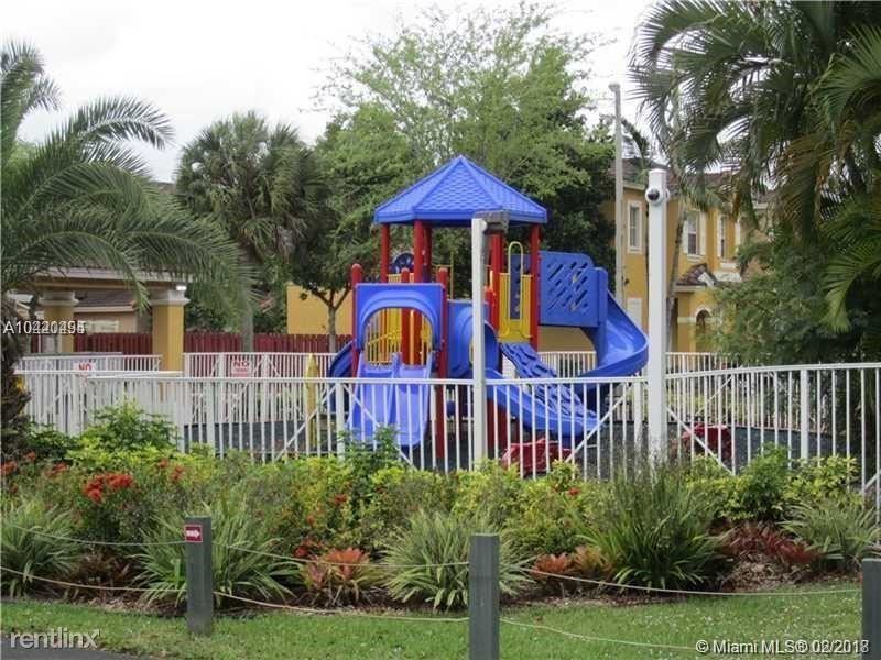 Casa Del Sur - Photo 2 of 10