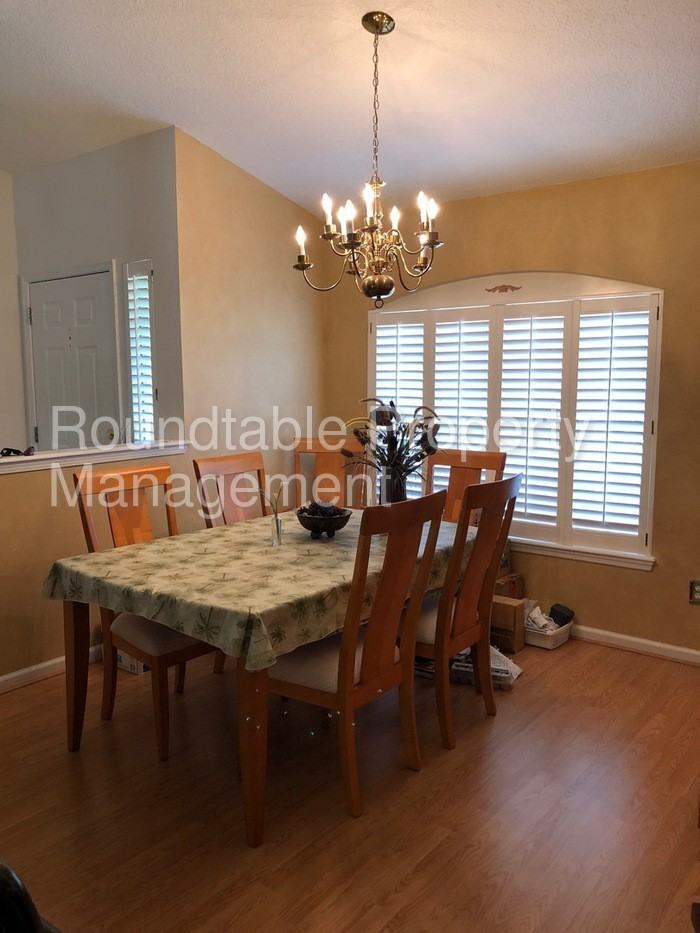 312 Bay Point Way N - Photo 2 of 26