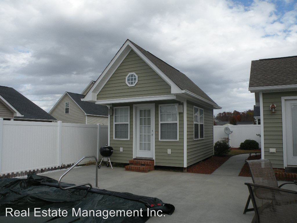 114 Delanie Way - Photo 3 of 10