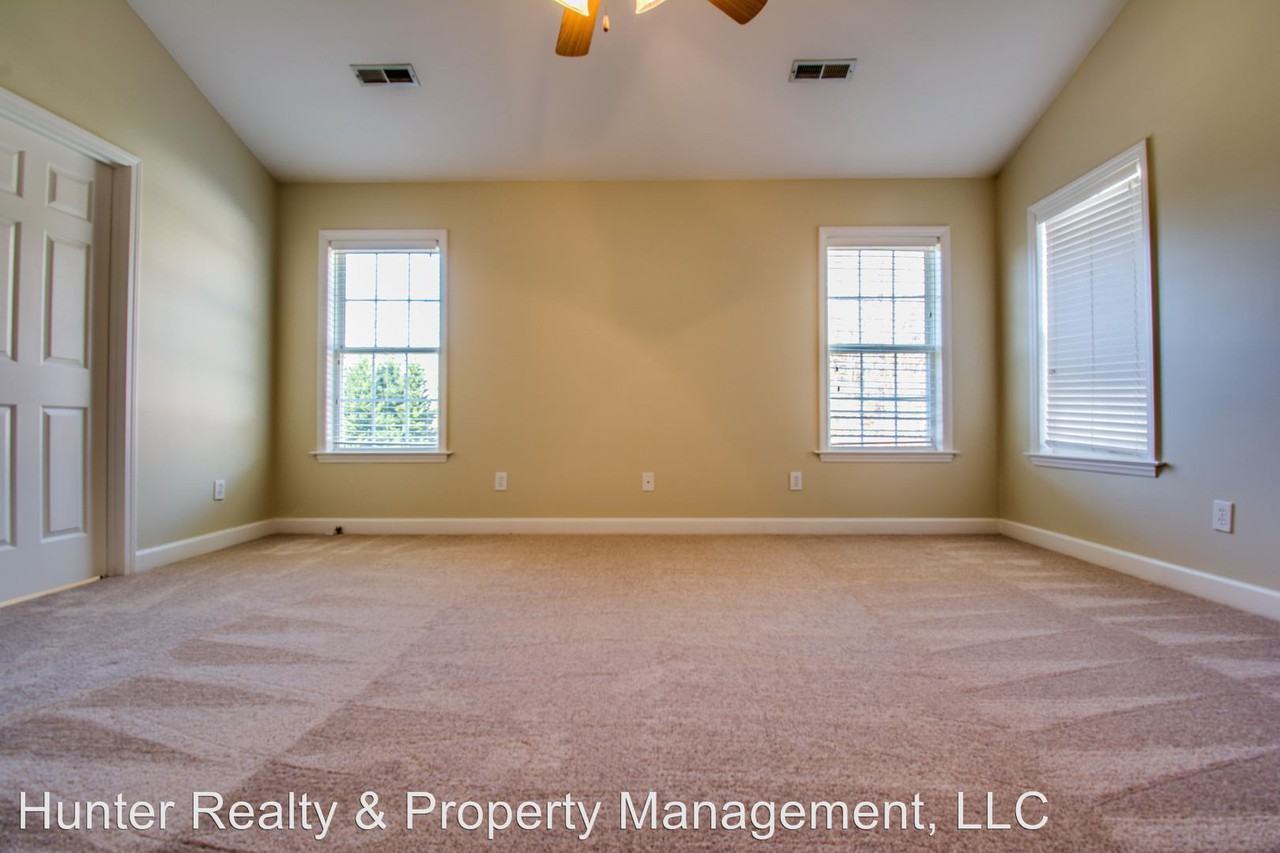 120 Covington Dr - Photo 3 of 19
