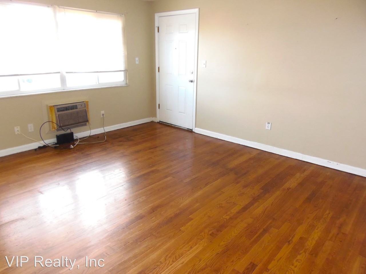 4669 Hilton Avenue - Photo 3 of 15