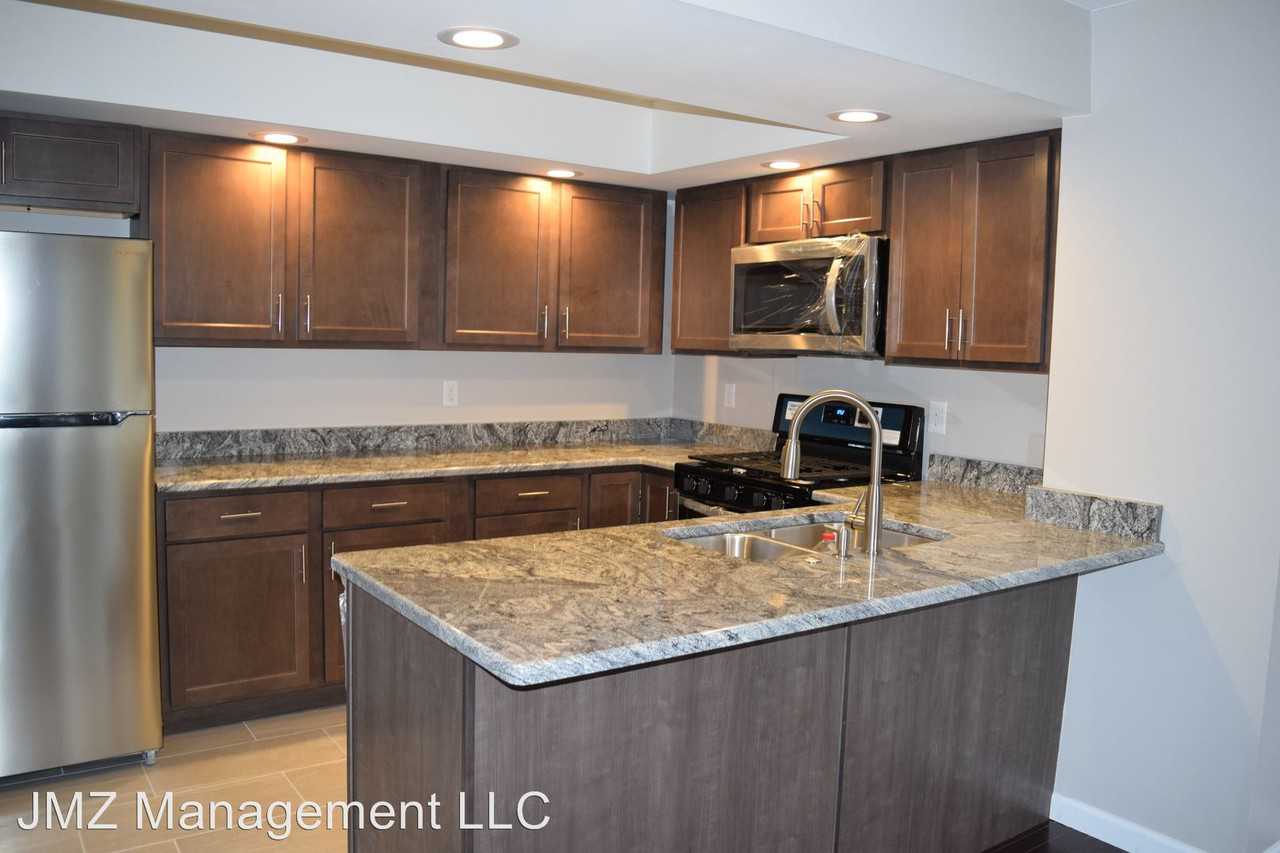 2229 S Commerce Rd - Photo 2 of 20