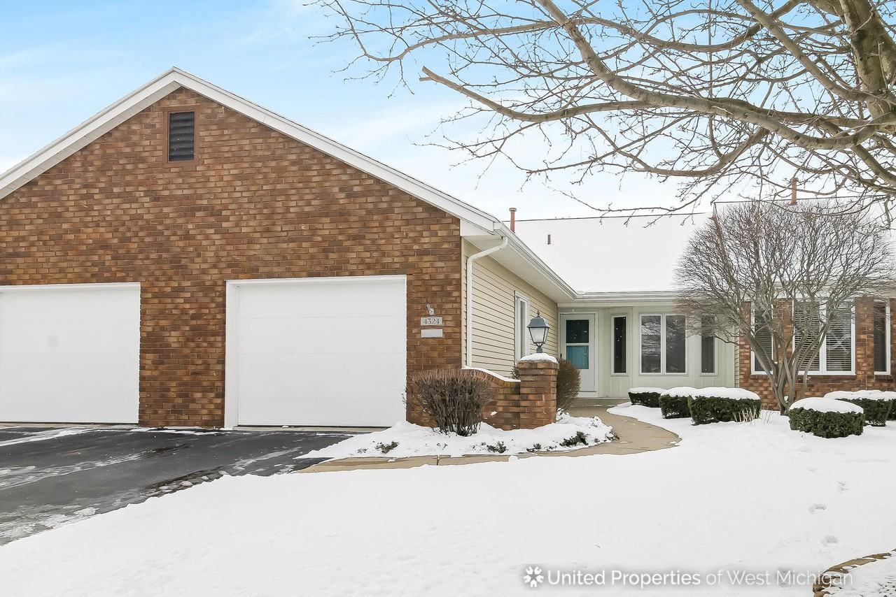 4324 Redbush Dr SW - Photo 2 of 25