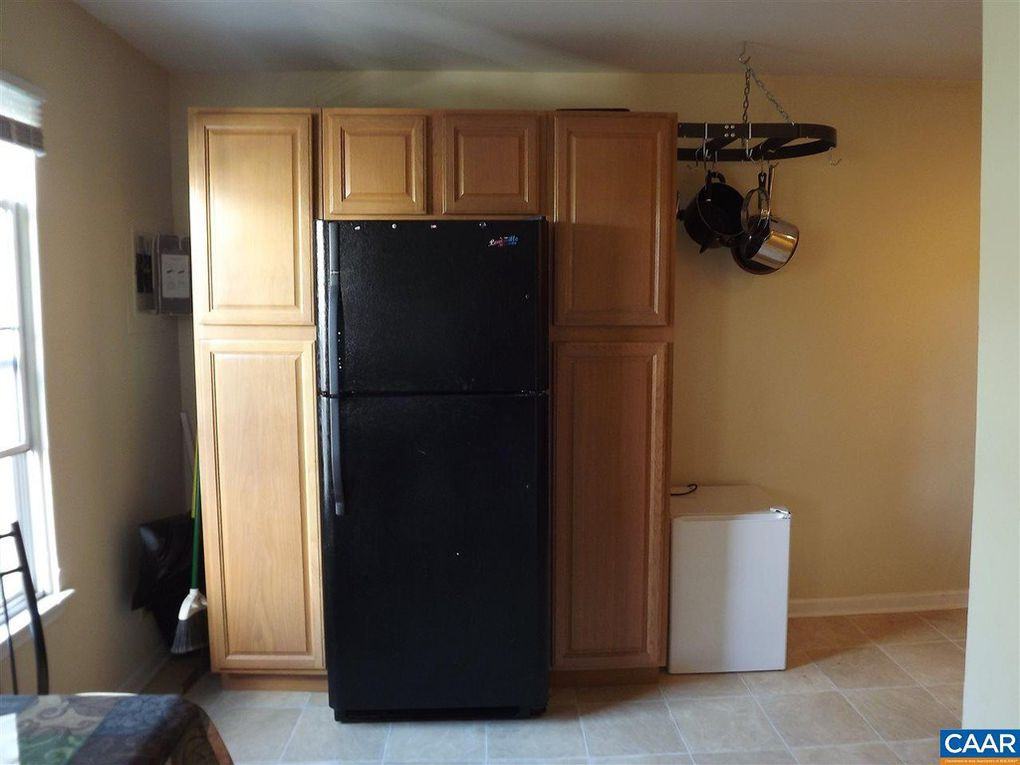 1244 Villa Lane #F - Photo 4 of 12