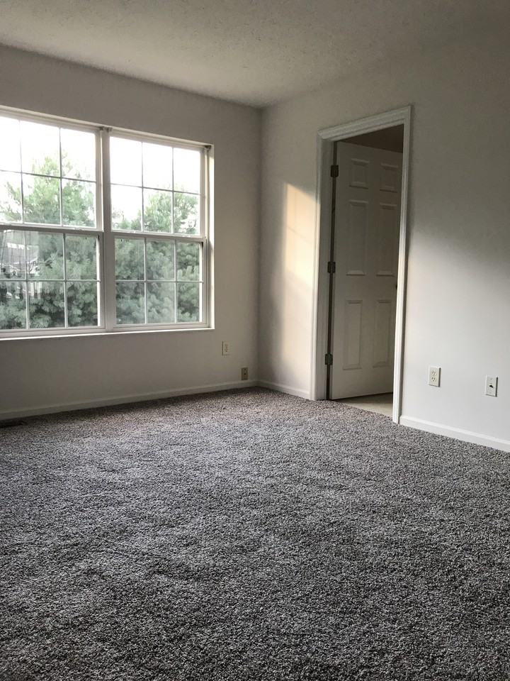 1349 Nicholas Drive - Photo 6 of 8