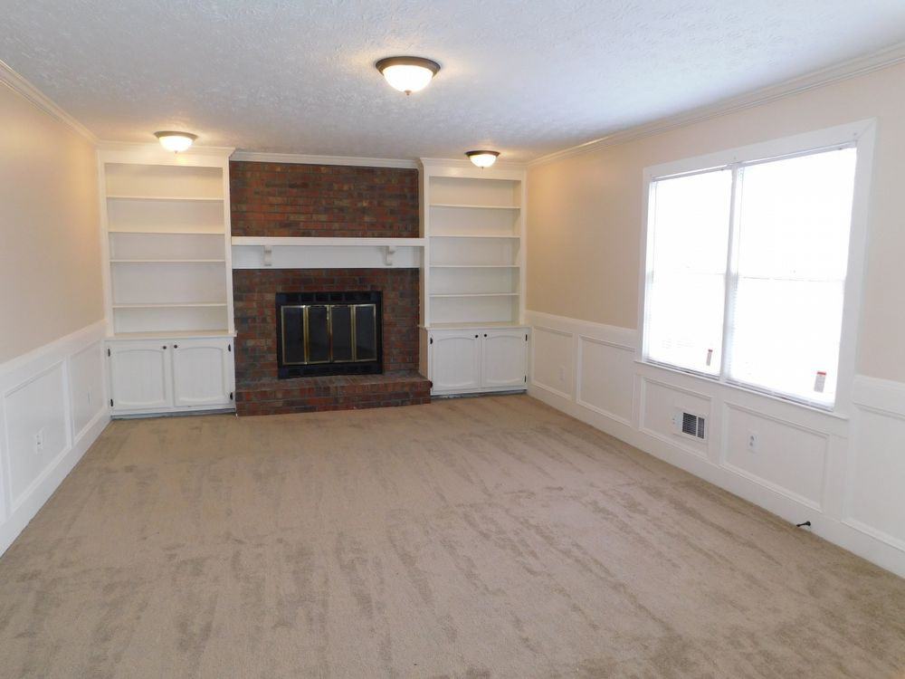 4510 Trumble Terrace - Photo 2 of 8