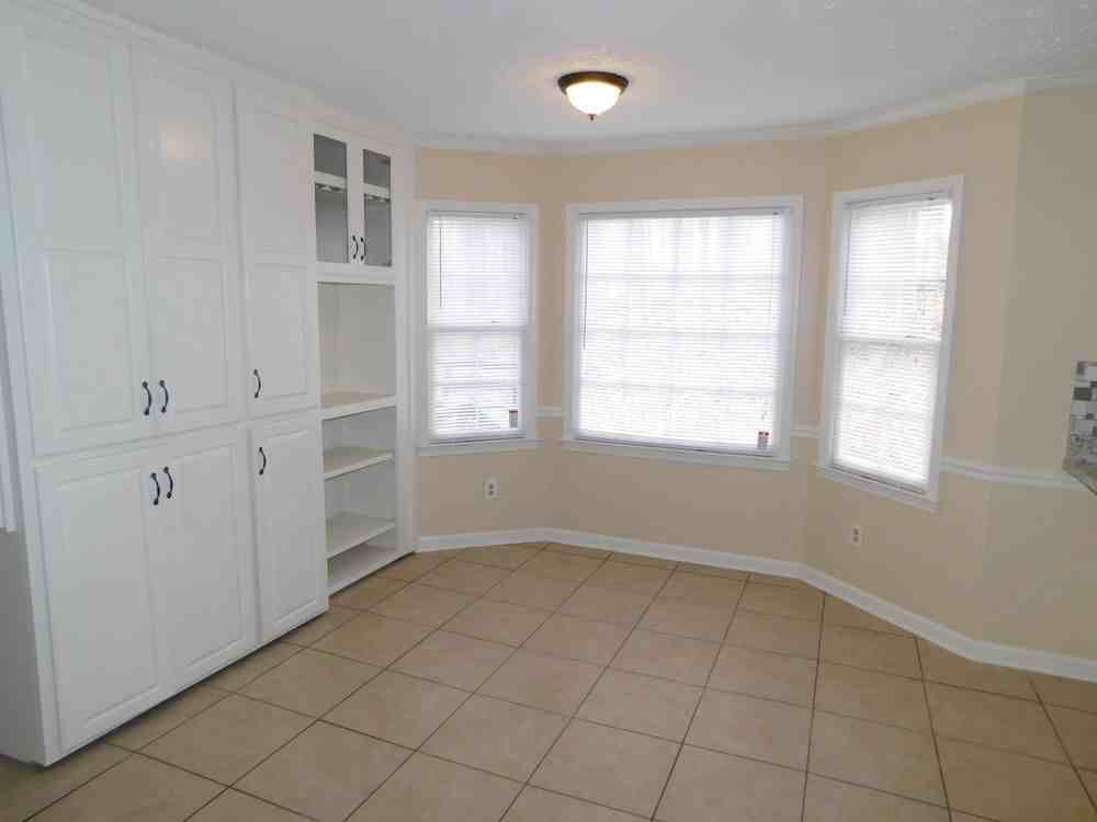 4510 Trumble Terrace - Photo 3 of 8