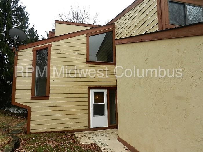 5673 Saranac Dr - Photo 2 of 18