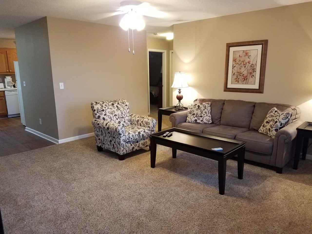 Mountain View Apartments - Photo 3 of 24