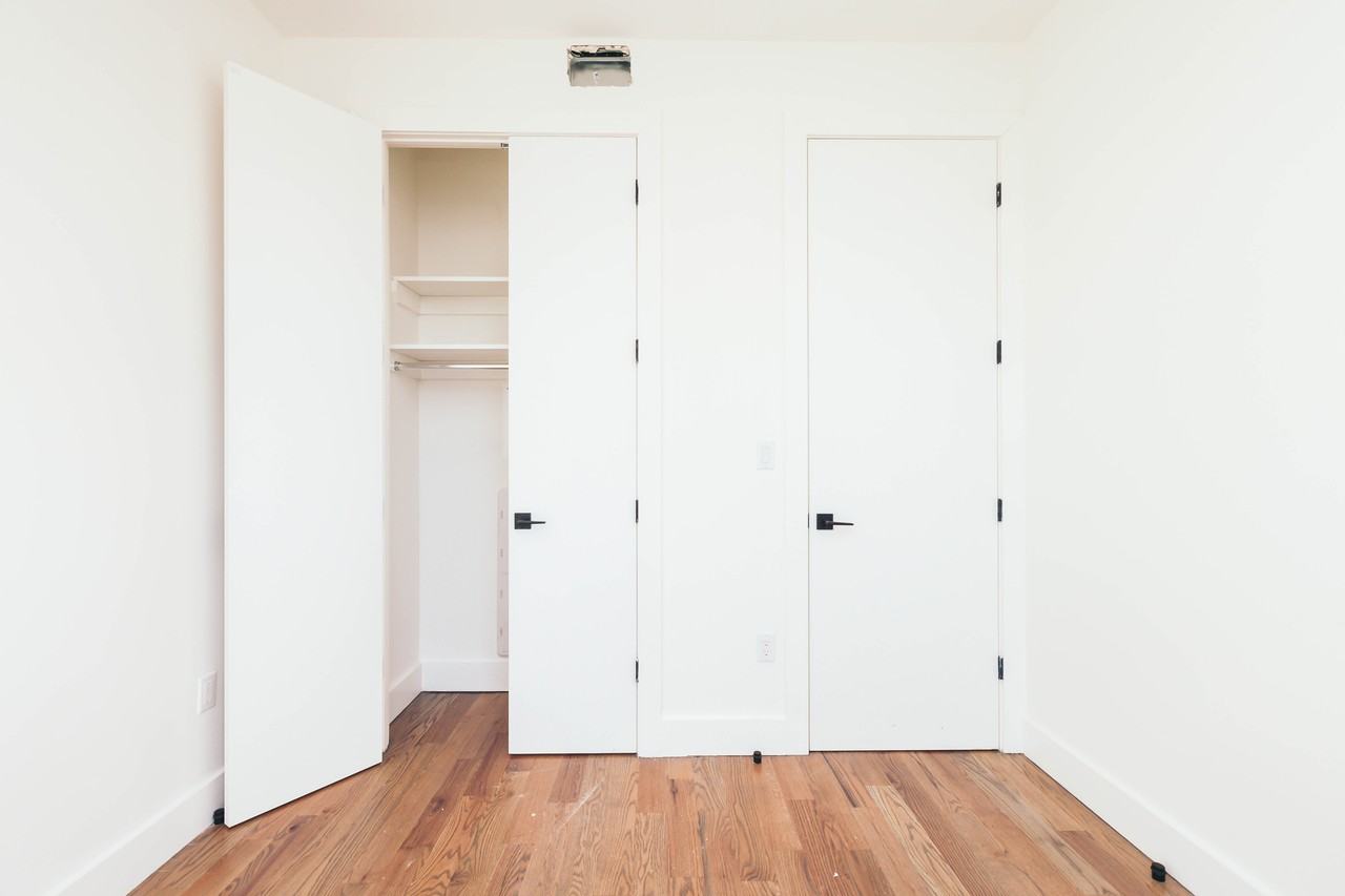 406 Cornelia Street #11CR