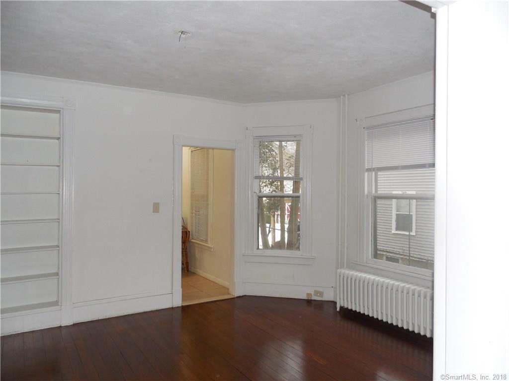 20 Union St - Photo 2 of 19