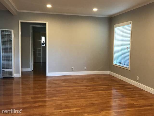 155 Abelia Way - Photo 2 of 10