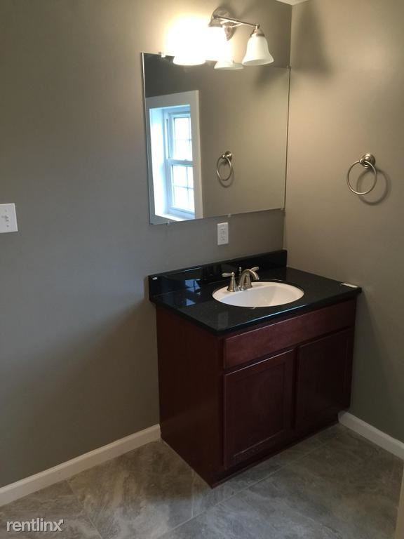 111 N Main St - Photo 3 of 6