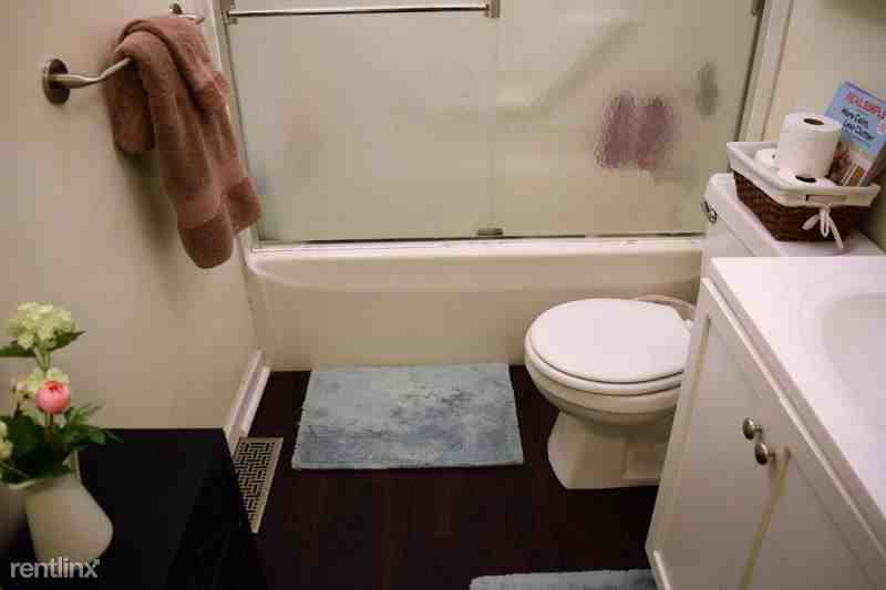 47 Sunny Ln #A - Photo 3 of 7