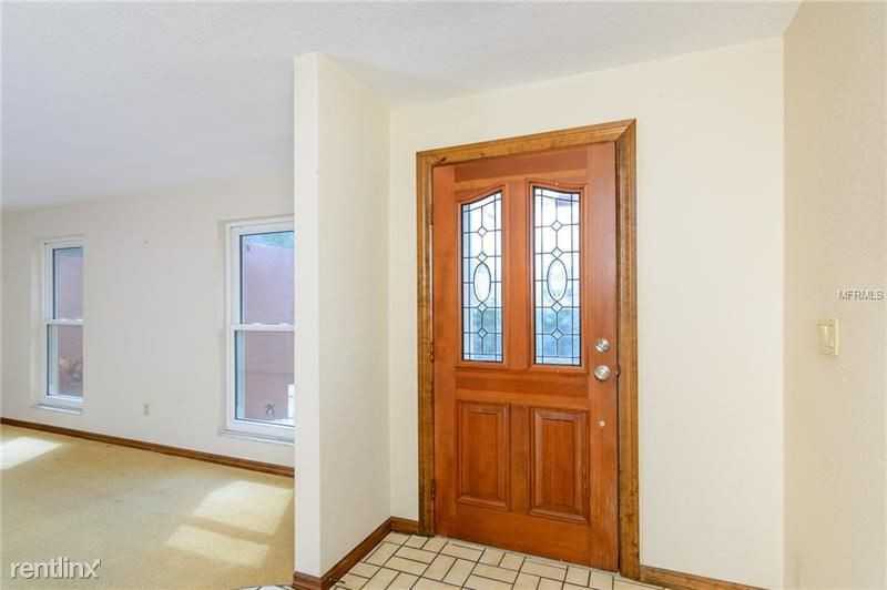 1600 Souvenir Dr - Photo 3 of 21