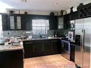 8200 NW 197 Ter - Photo 2 of 3