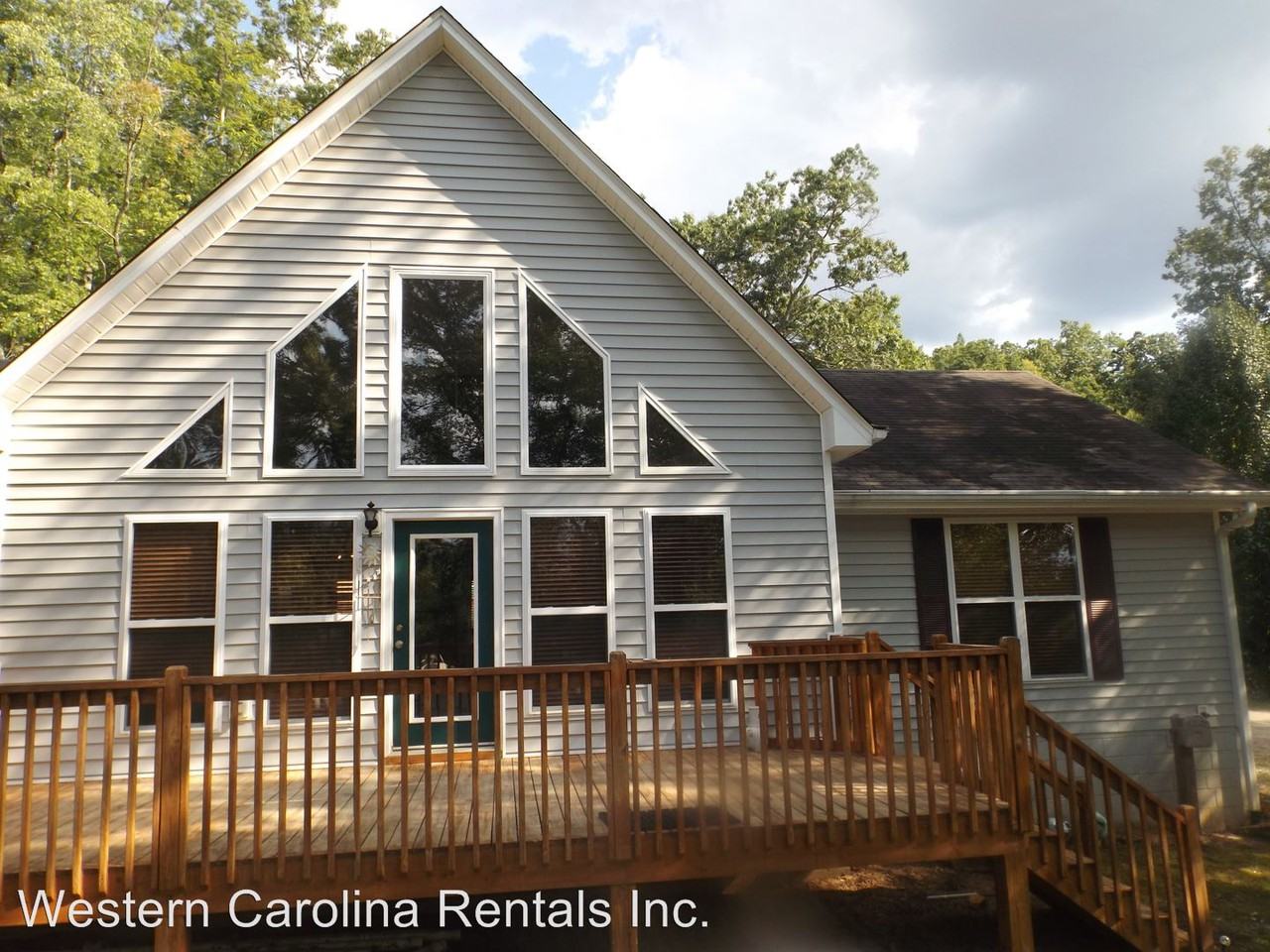 86 Seven Springs Rd - Photo 2 of 25