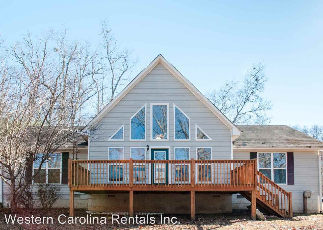 86 Seven Springs Rd - Photo 3 of 25