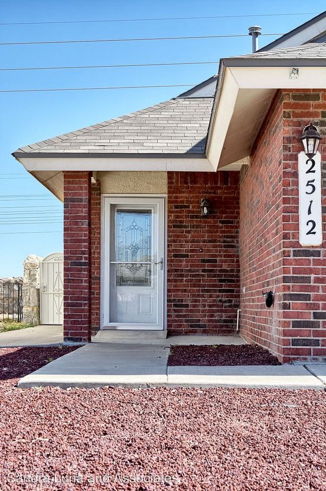 2512 Tierra Negra Dr - Photo 2 of 17